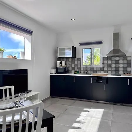 7 Moons Solo Adultos Appartement *