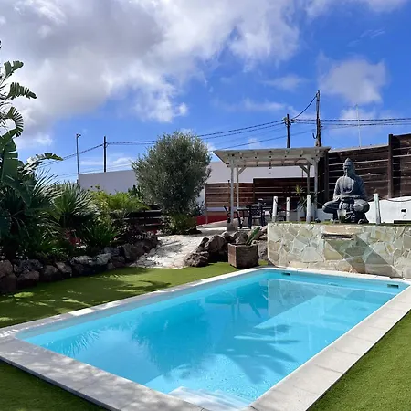 7 Moons Solo Adultos Appartement